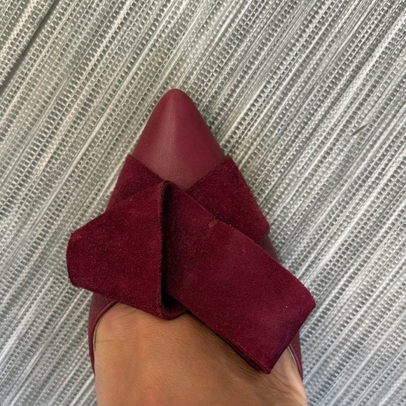 Nine West Burgundy Heels with Bow Detail - Picture 3 of 9